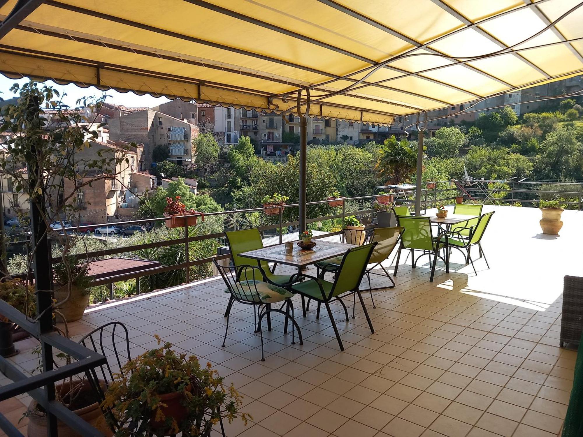 B&B Villa Letizia Castelbuono  Buitenkant foto