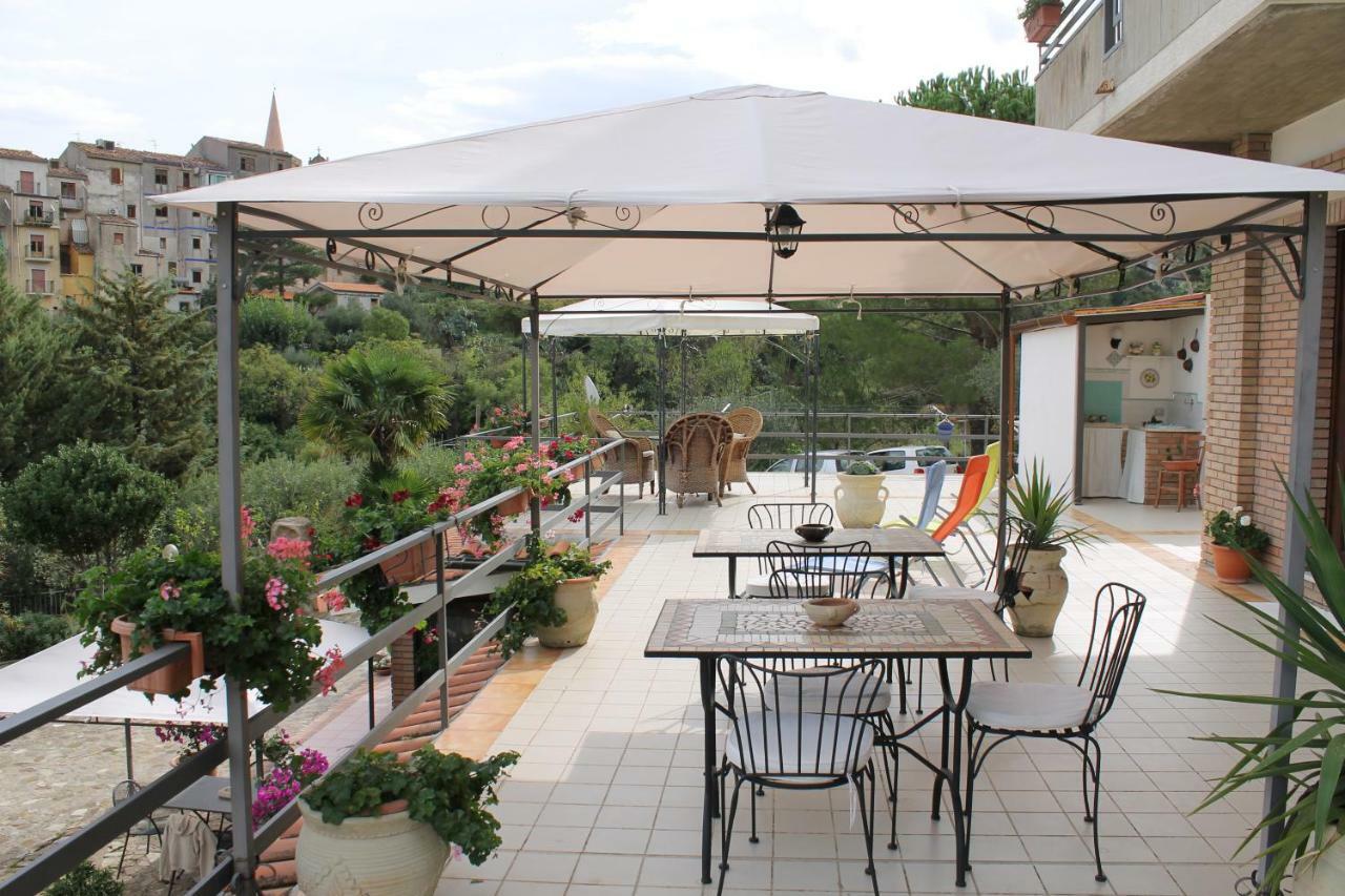 B&B Villa Letizia Castelbuono  Buitenkant foto