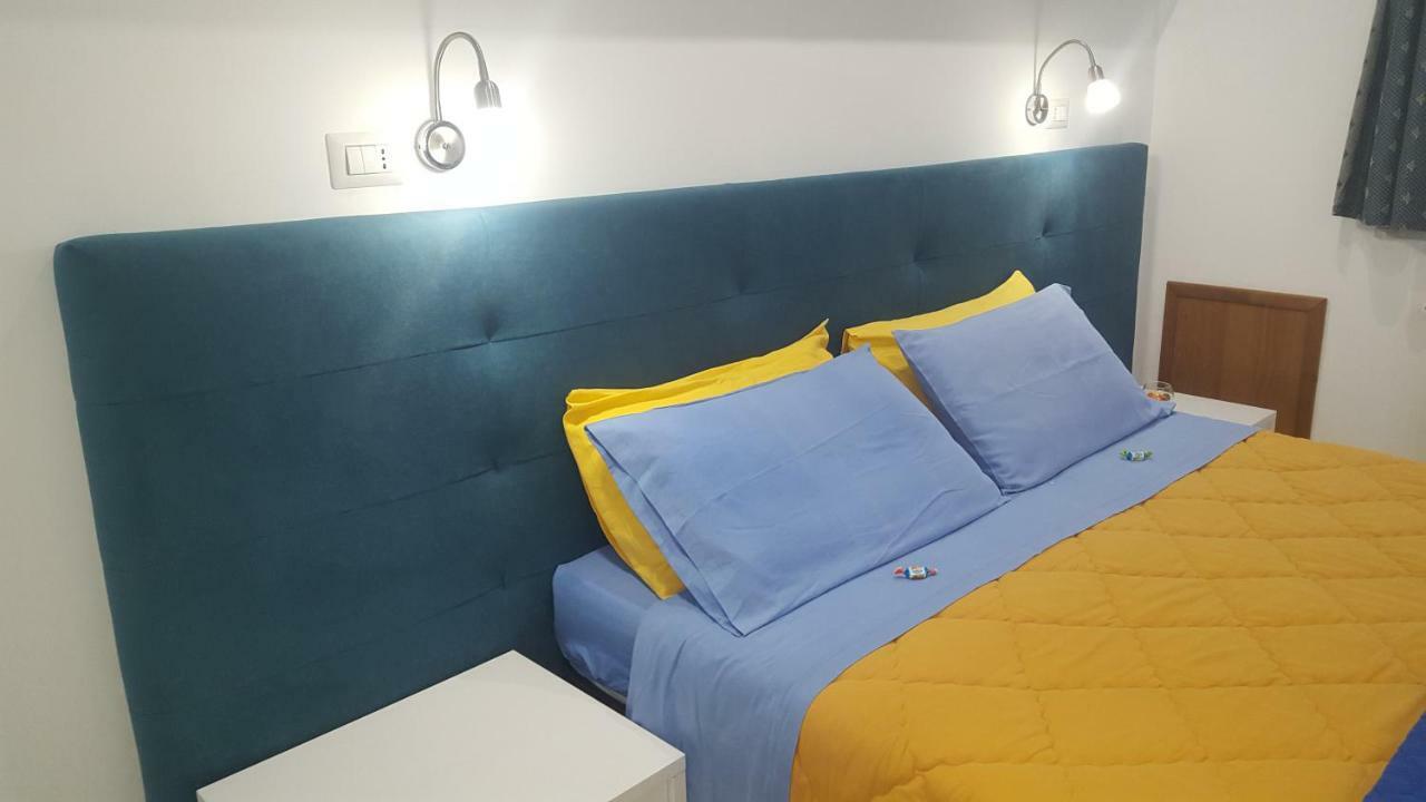 B&B Villa Letizia Castelbuono  Buitenkant foto
